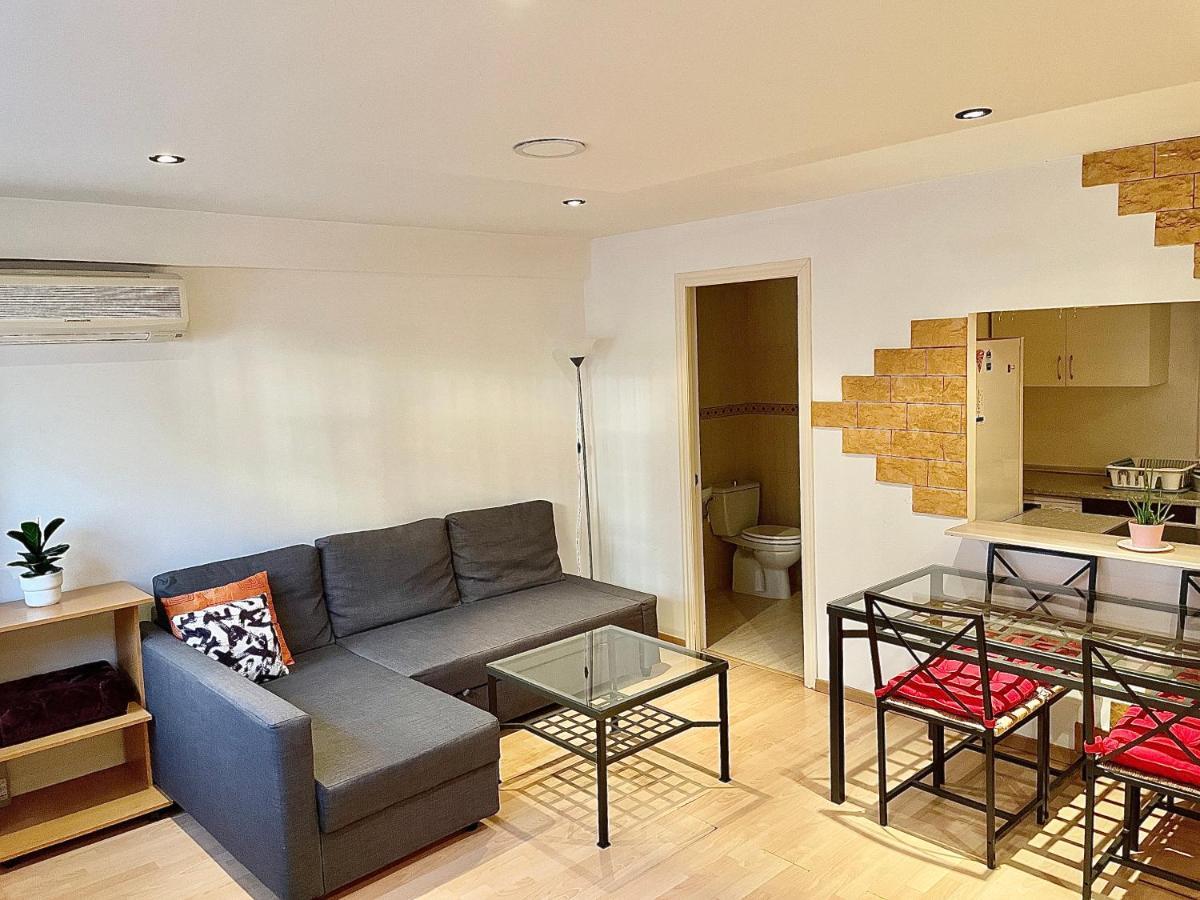 マドリードAcogedor Duplex Barrio Del Pilarアパートメント エクステリア 写真