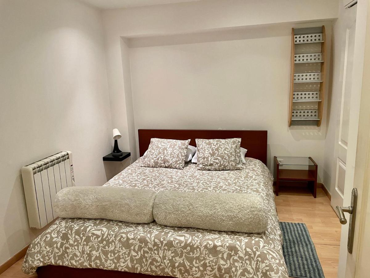 マドリードAcogedor Duplex Barrio Del Pilarアパートメント エクステリア 写真